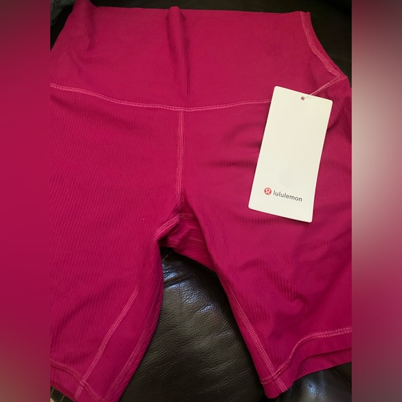 Lululemon Ribbed Align Shorts - Picture 1 of 5